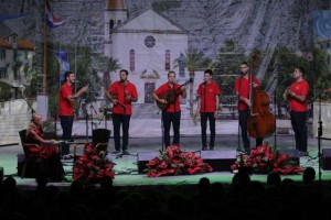 mklj-klape_mandoline250817_kase